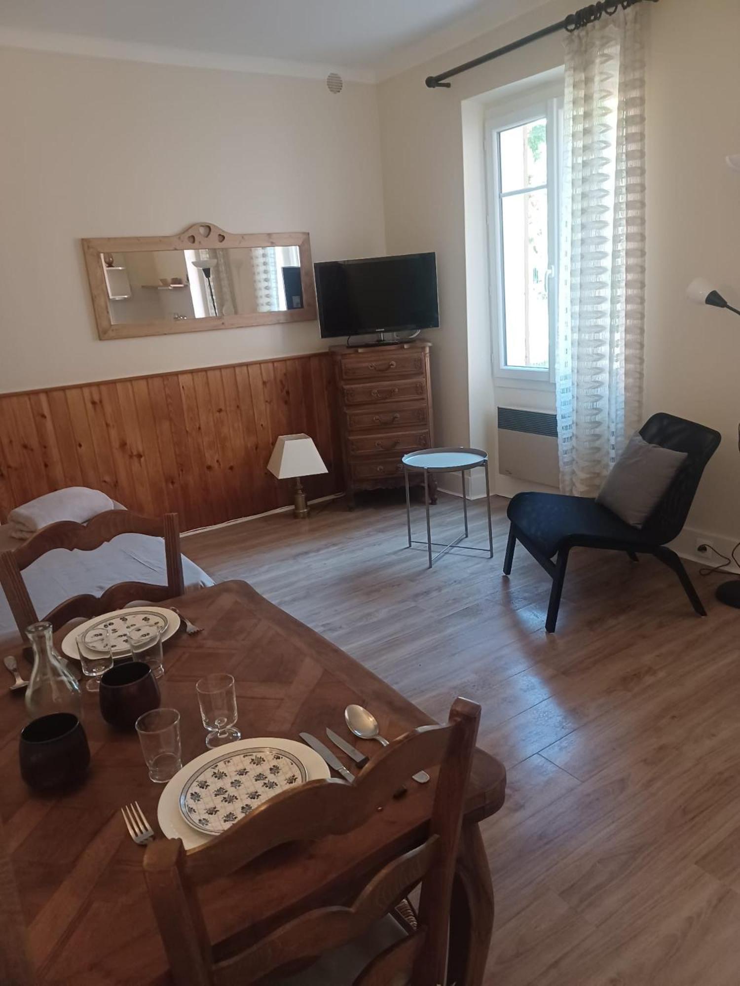 Studio Le Clocher Saint-Etienne-de-Tinee Ngoại thất bức ảnh